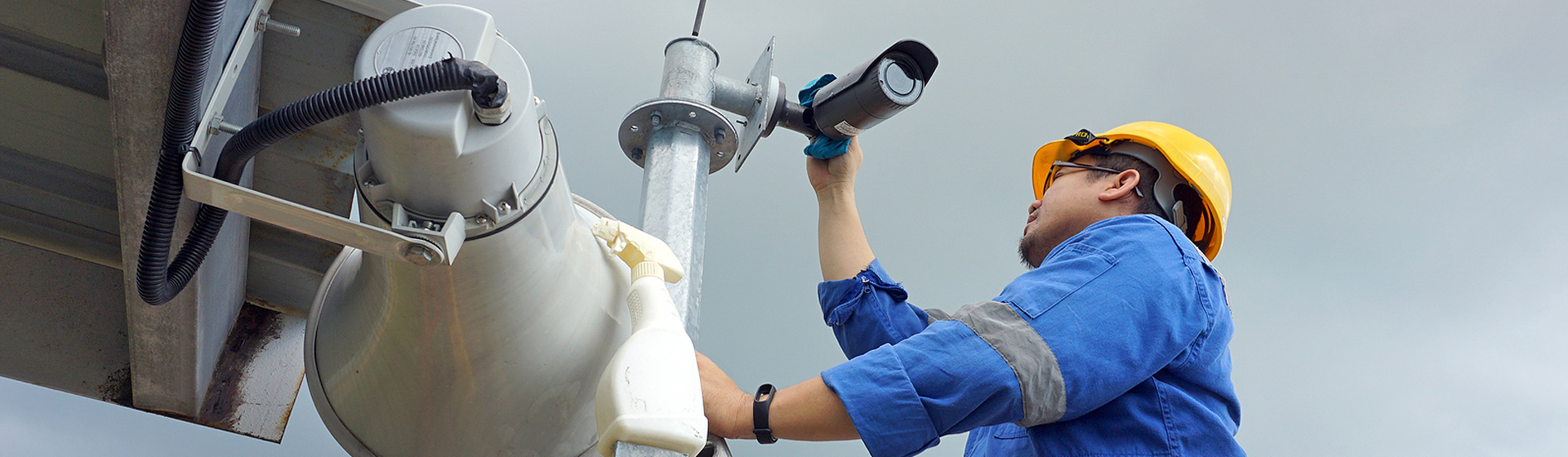 Surveillance Camera Installation guru's in tampa fl 